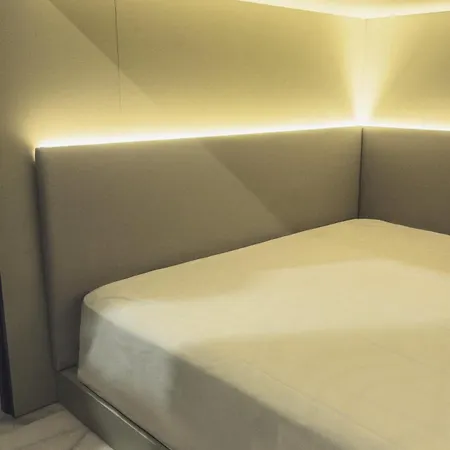 Superlativo Trinidad Capsule hotel