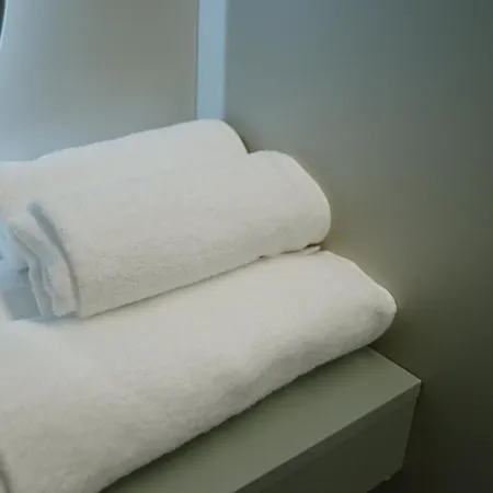 Superlativo Trinidad Capsule hotel Malaga